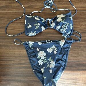O'Neill Grayish Blue Floral Bikini